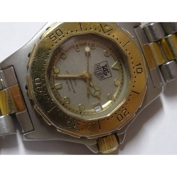 34mm TAG Heuer 3000 Pro 934.213 MidSize 2Tone Gold Steel 200M Quartz Dive Watch - Picture 3 of 14